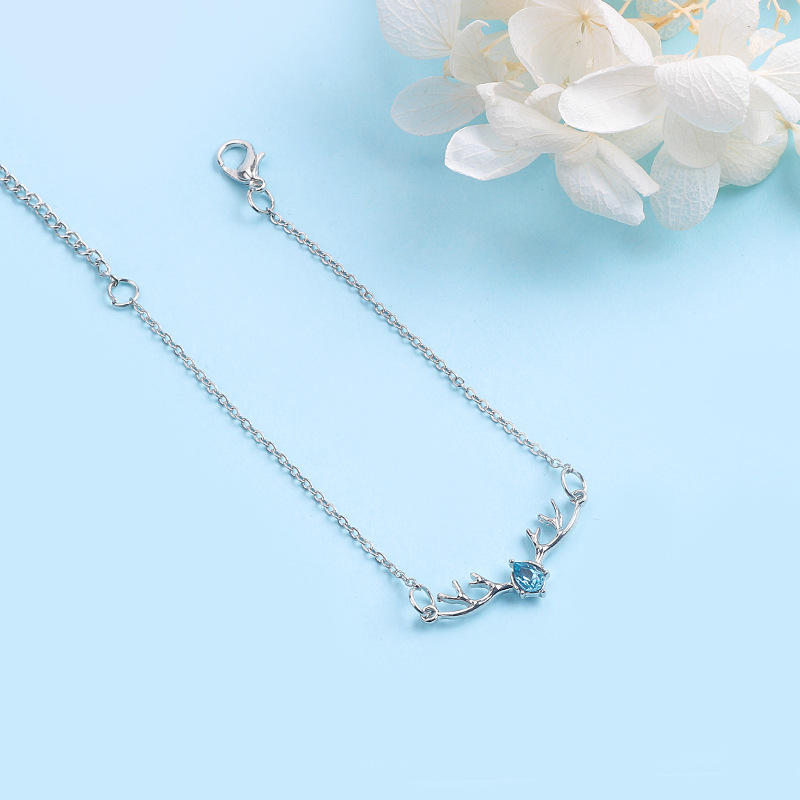 日韩创意麋鹿/闺蜜气质甜美产品图