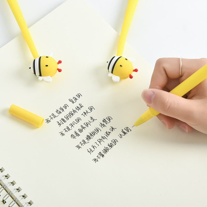 Zhongfan ZF2065 Bee Gel Pen, Creative curved Silicone animal-shaped pen, customized from a student stationery manufacturer Application Scenario