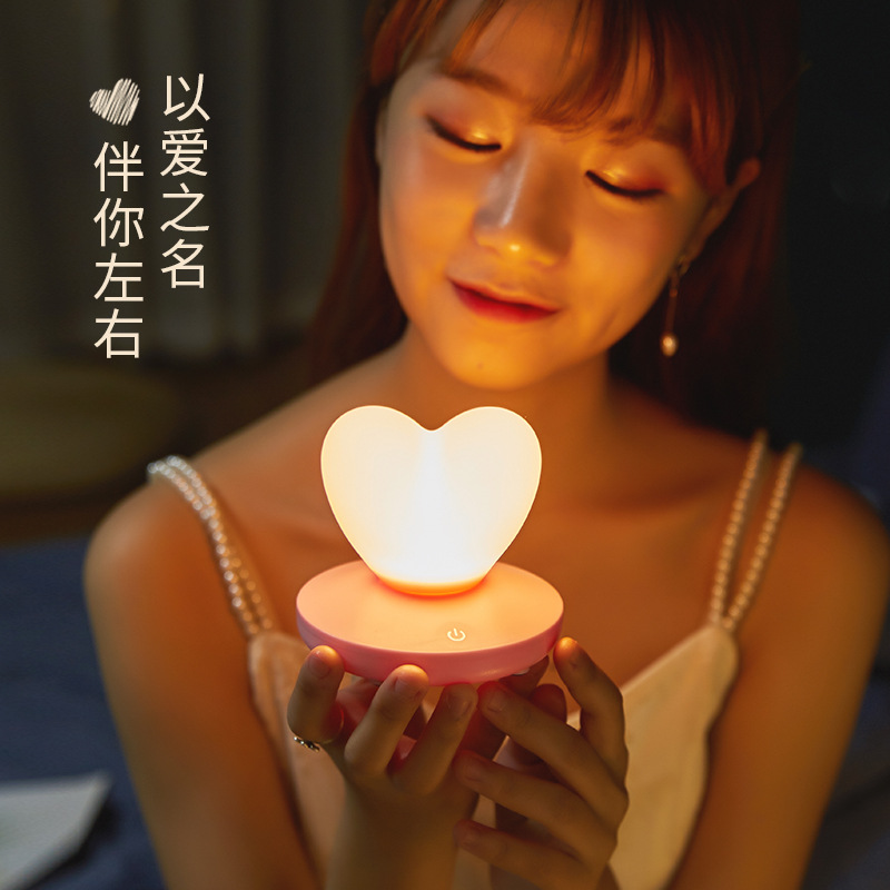 New heart-shaped night light led Cross-border usb creative new and unique silicone ambient light bedside touch light Amazon details Picture