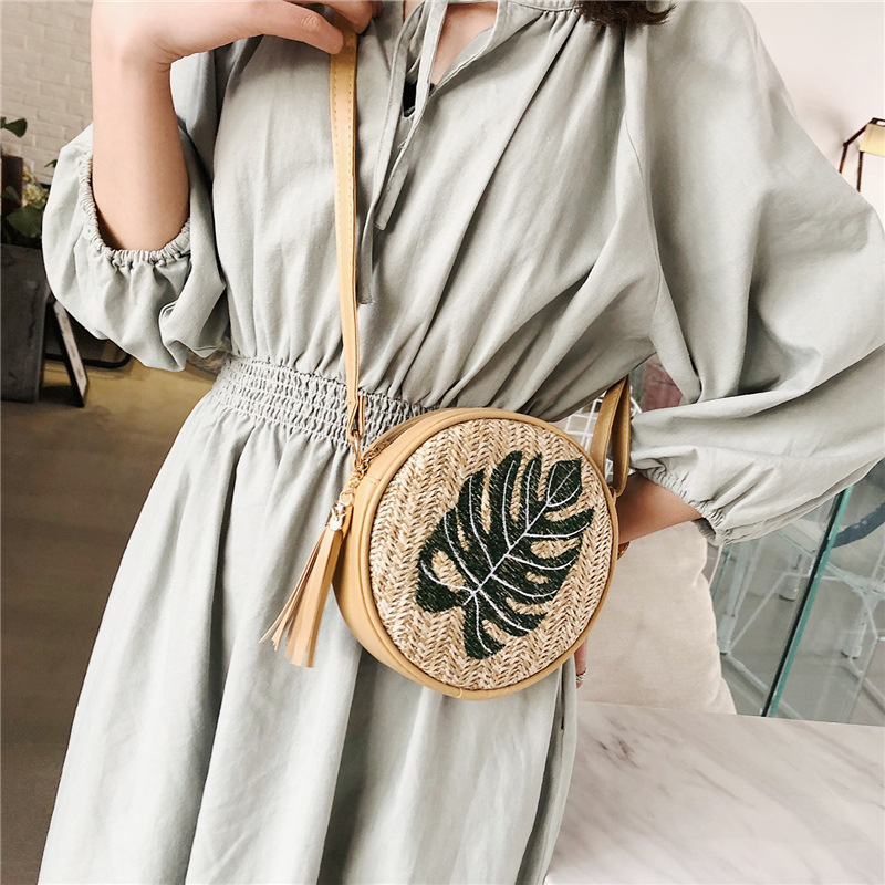 Pineapple embroidery small round bag Korean style versatile and simple single-shoulder crossbody women's bag 2025 Summer new women's bag woven details Picture