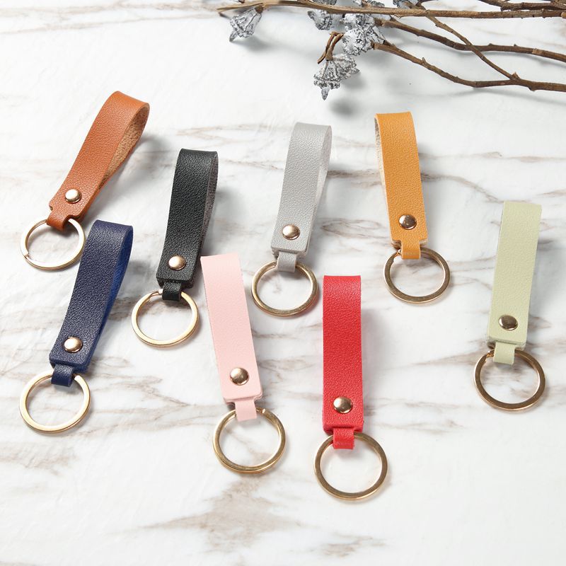 Wholesale of PU keychains, creative key chains, leather keychains, pendants, business gifts, leather car key ropes details Picture