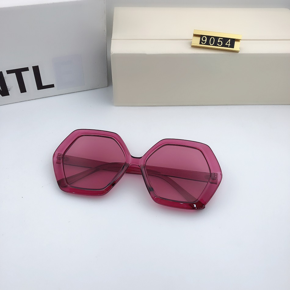 New fashionable large-framed sunglasses, polygonal PC frame, personalized women's sunglasses, best-selling cross-border glasses from Europe and America 9054 Item Picture