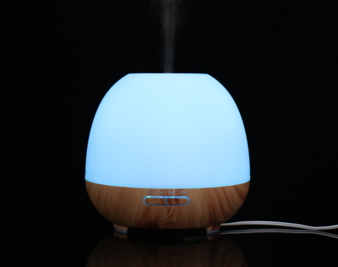 Non-Printing Seven Color Light Negative Ion Silent Essential Oil Ultrasonic Aromatreatment Machine Wood Grain Small Night Light Table Lamp Desktop Humidifier Item Picture