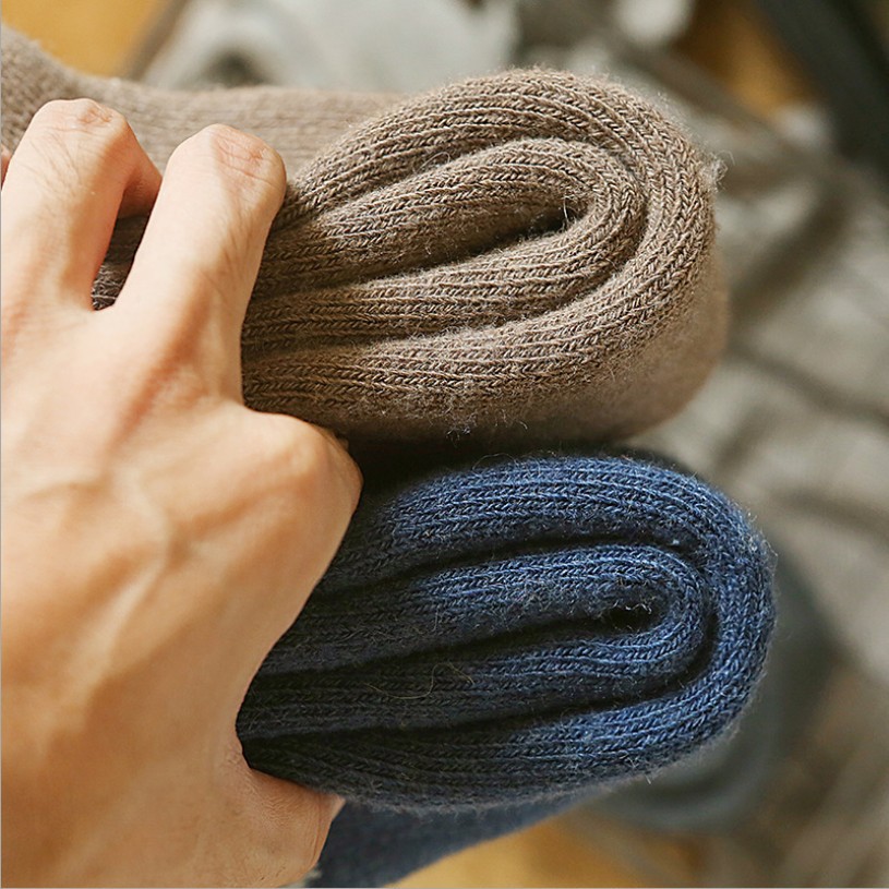 One-piece dropshipping super thick wool socks for winter heating and warmth, thickened wool socks for men with fleece, and extra-thick loop socks Specification image