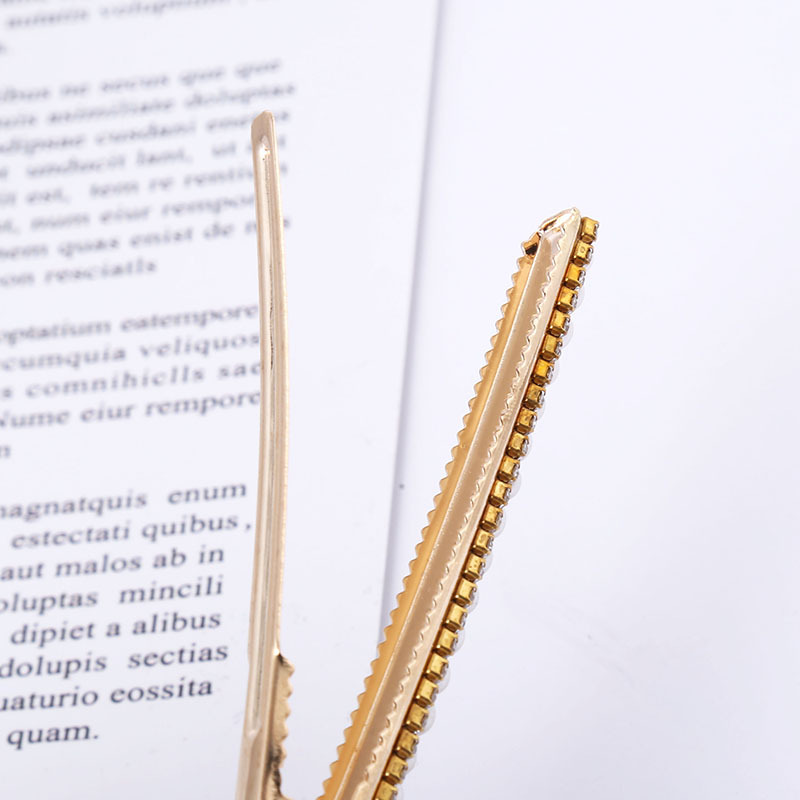 Goddess Pearl hair clip, ins Internet celebrity one-piece clip, simple and fashionable hair accessory, bangs hair clip, Korean side clip wholesale Specification image
