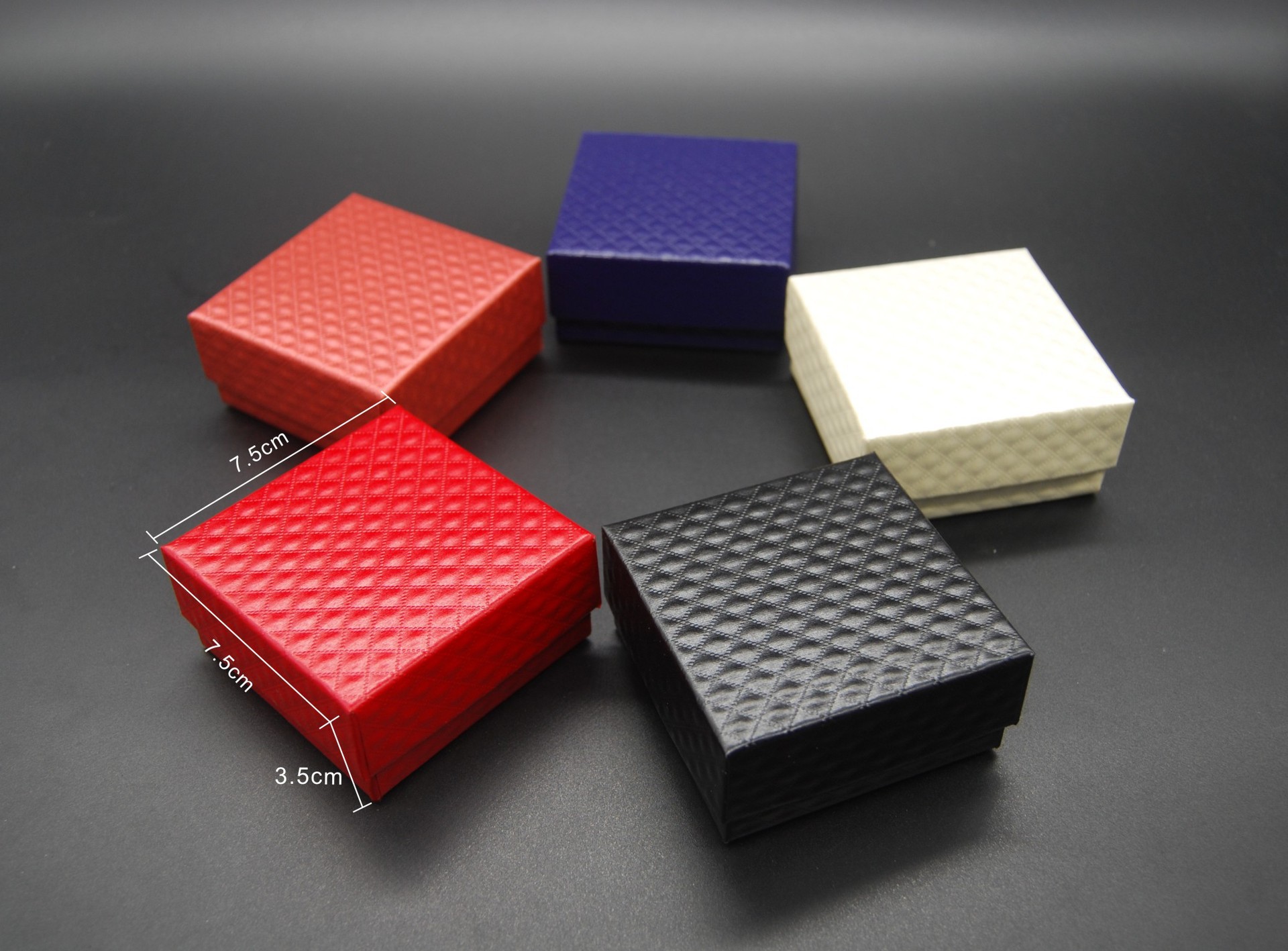 Jewelry packaging box, ring earrings, necklace pendants, bracelet, bangle box, red round jewelry gift box