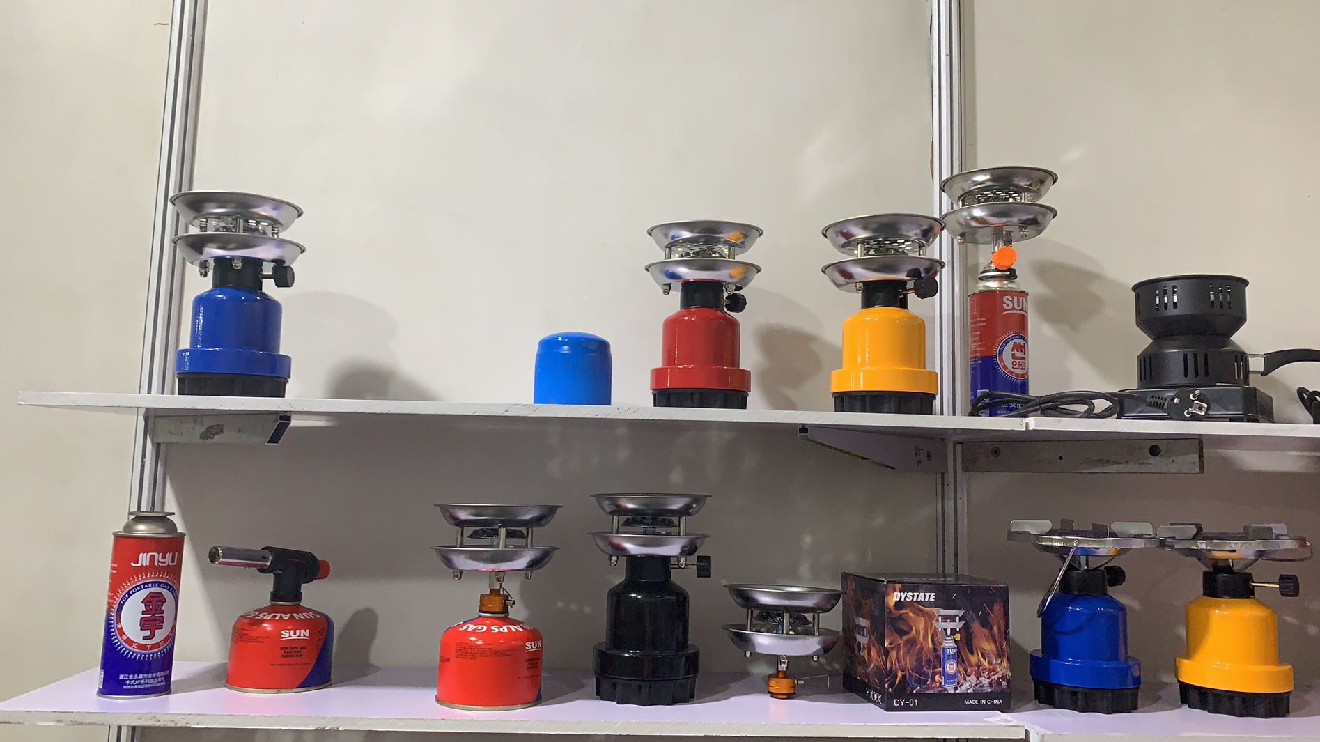 Portable tea boiling water stove field gas furnace Square factory produces outdoor gas stove camping gas stove details Picture
