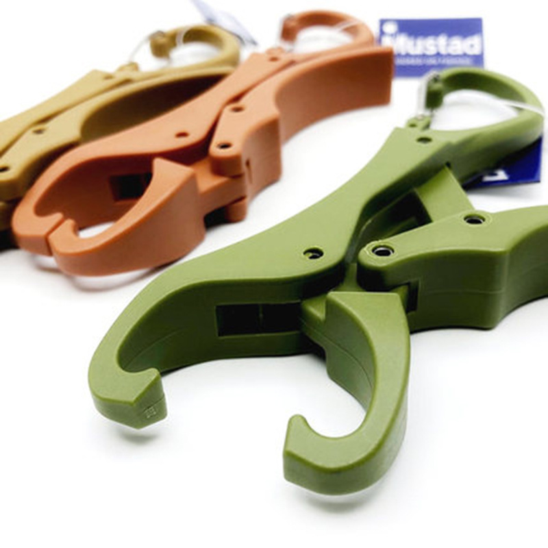 Mustad three-color plastic fish control device, no harm to fish, portable fish mouth clamp, lure control large object clamp for fishing Item Picture