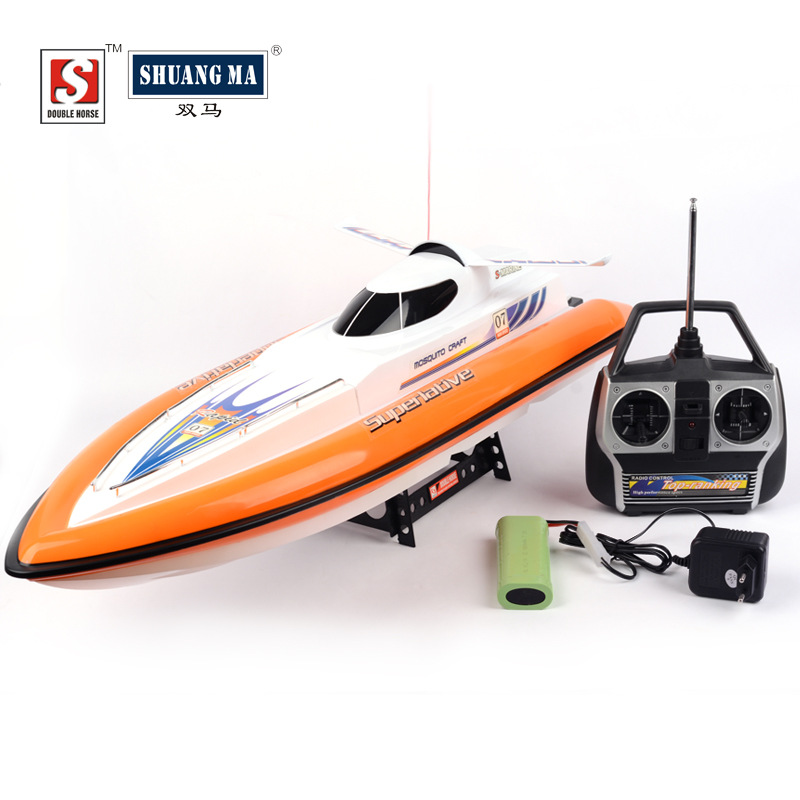 The new summer model of the warship, the Double Horse 7007 remote-controlled high-speed boat, is a large electric racing speedboat for navigation details Picture
