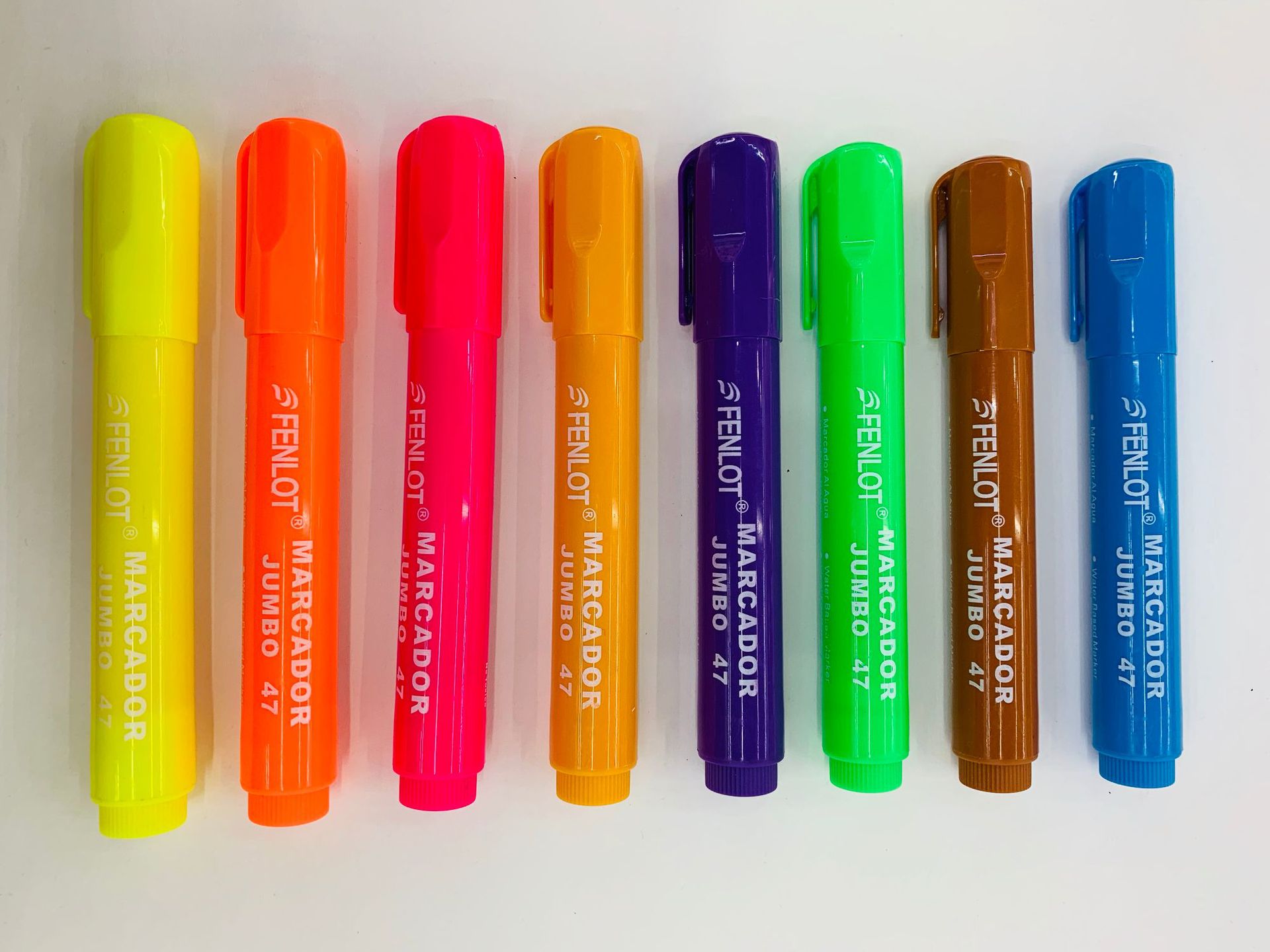 Manufacturers Wholesale Color Waterborne Marker 12 Color Tape Hook Writing Easy To Erase Marker Stationery Wholesale Factory details Picture