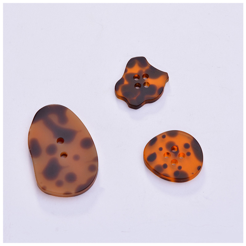 Manufacturers Resin Button Special-Shaped Pattern Dress Buckle Ladies Suit Buckle Ladies Sweater Button Coat Button Wholesale Item Picture