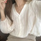 网红同款 超好看的V领蕾丝衫女 韩版白色长袖衬衣2021早秋衬衫女图
