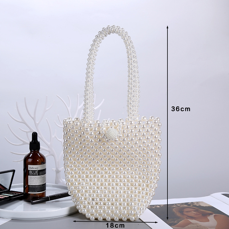 Cross-border summer pearl bag, mini handbag for women on Instagram, hand-beaded pearl red envelope, hot-selling women's bag Application Scenario