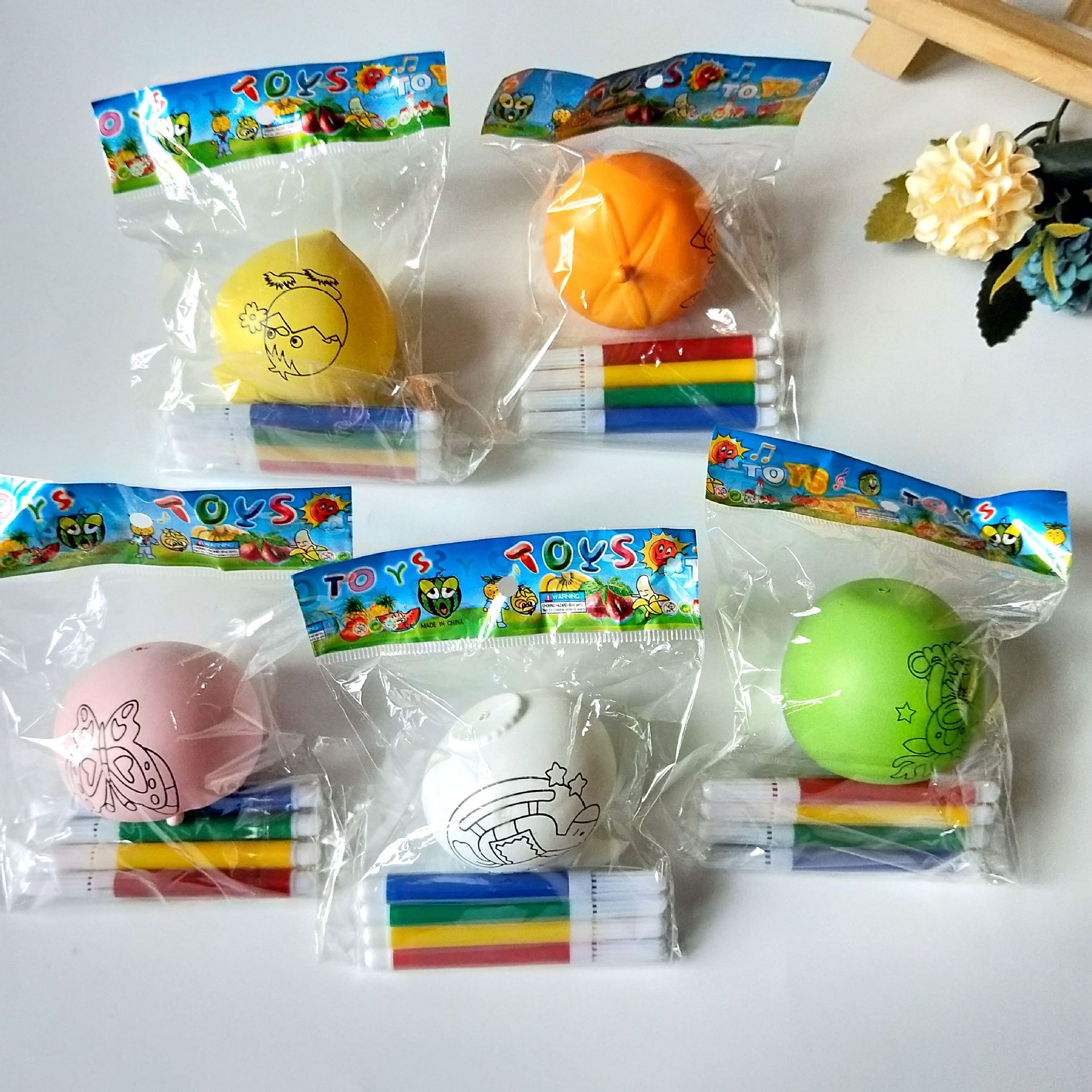 1-yuan store fruit coloring eggs, fruit coloring models, 1-yuan toys wholesale, 1-yuan wholesale source