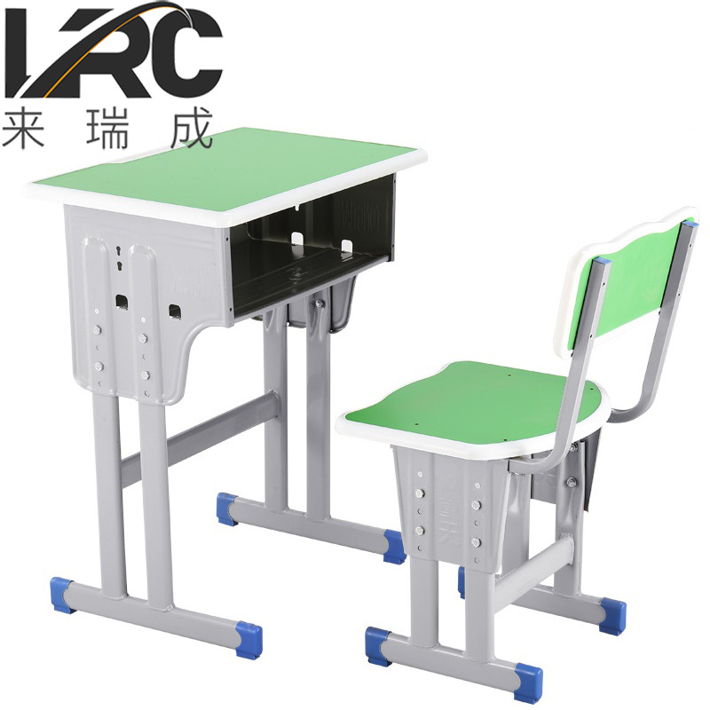 中小学生课桌白底实物图
