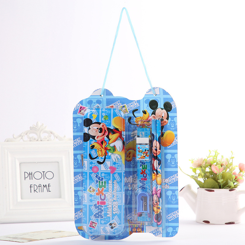 文具套装实物图