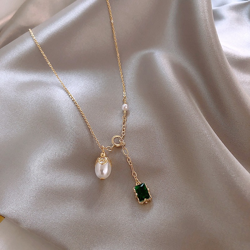 Simple Emerald Pearl Pendant Necklace Elegant White Collarbone Chain Ins French Fashion Network Red Choker Specification drawing