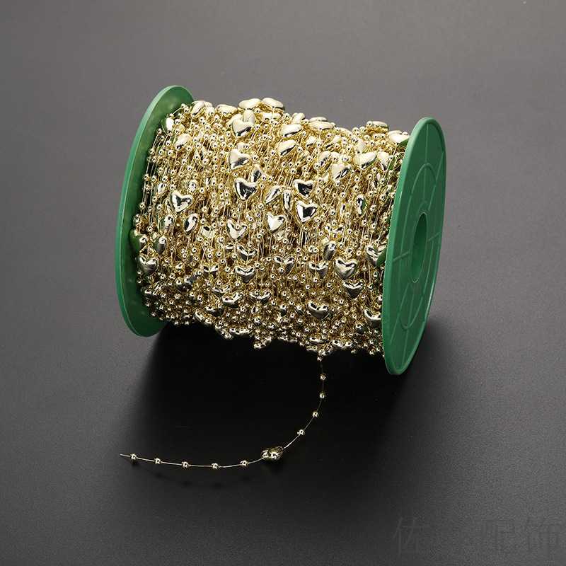 Christmas accessories: 9*9 heart ABS imitation pearl thread bead accessories, wedding headwear, wedding dress lighting bead chain resin accessories Application Scenario