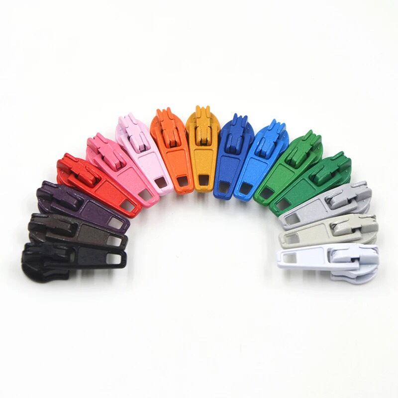 Manufacturers Spot Wholesale 3# Zipper Head Color Multi-Home Textile Clothing Bags And Pants Zipper Head Metal Pull Head Pull Lock details Picture