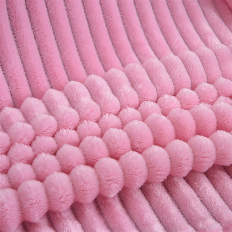 New Cross Border For Solid Color Cloud Sable Rug Drawn Blanket Flannel Blanket Thick Yoga Blanket Gift Blanket Application Scenario
