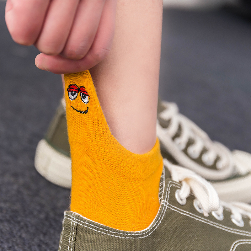 Sesame Street Japanese-style heel small ear neutral couple socks, embroidered cartoon monster pure cotton boat socks, short trendy socks Specification image