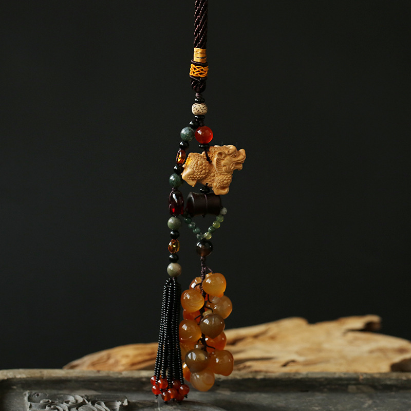 汽车车内挂饰 天然黄杨木麒麟车挂件饰品车上女车载 玉髓苹果