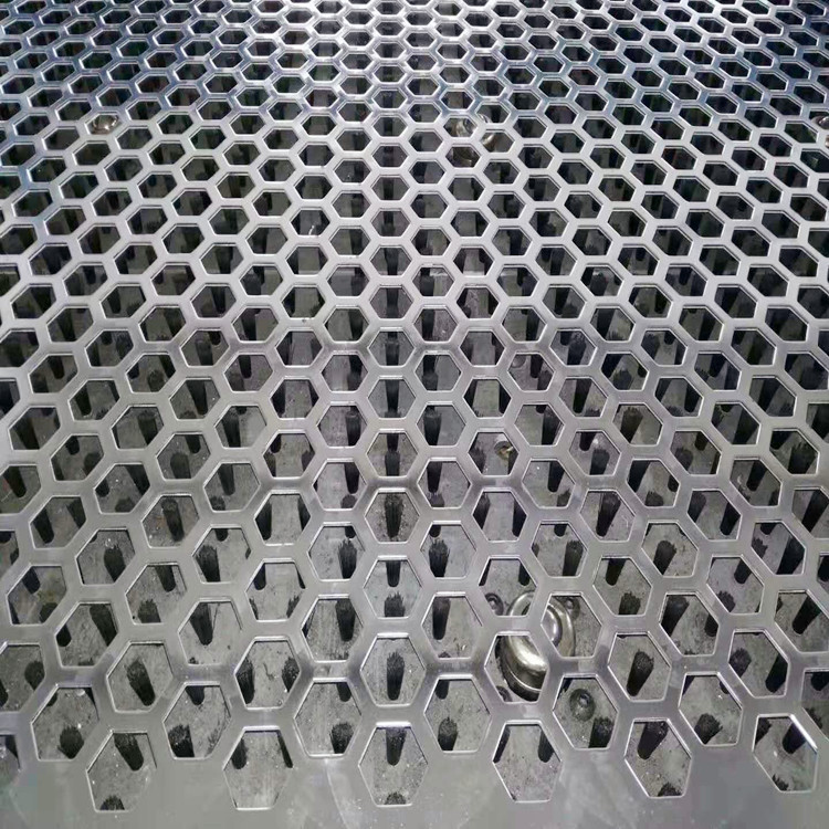 Export stainless steel galvanized hexagonal perforated plate/regular hexagonal perforated mesh/supports external ruler production Specification image