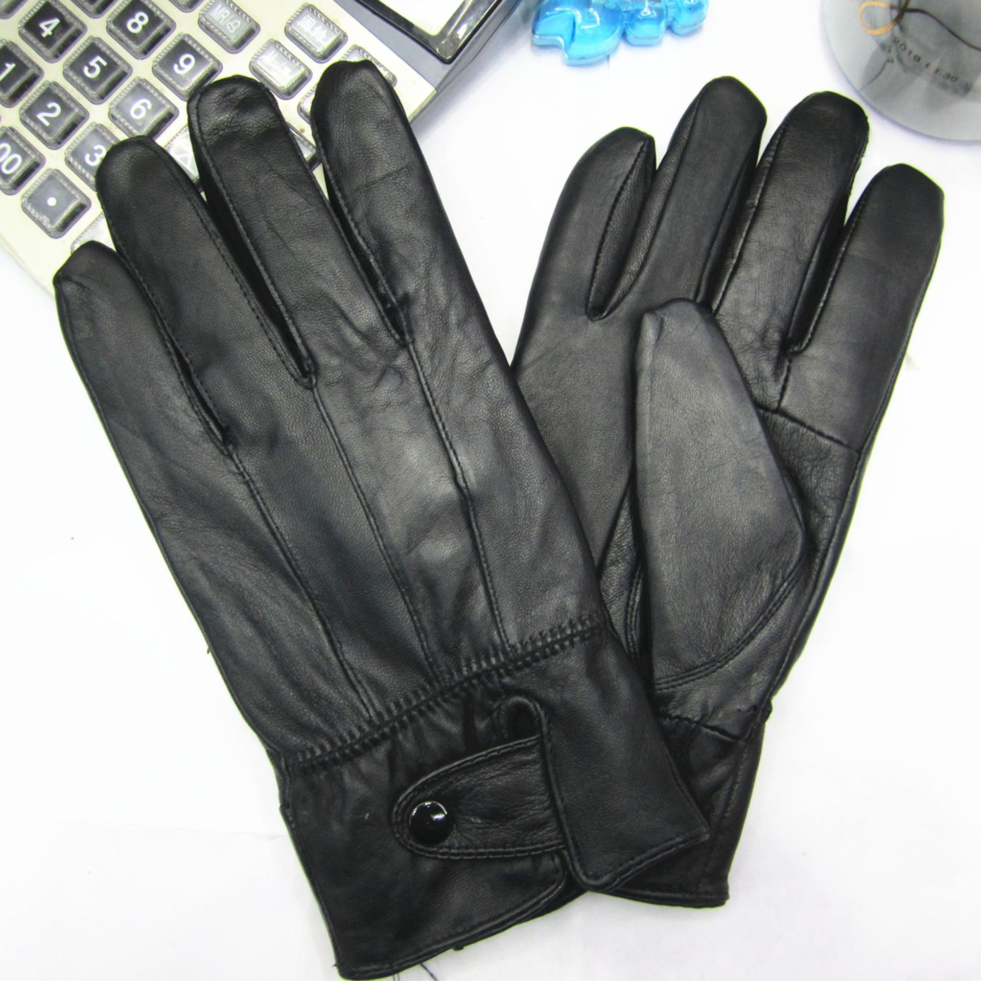 Cross-Border Leather Gloves For Men Riding Students Korean Version Of Warm Plus Fleece Thickened Cotton Waterproof Driving Electric Vehicles Item Picture