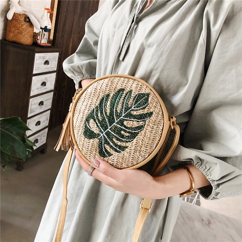 Pineapple embroidery small round bag Korean style versatile and simple single-shoulder crossbody women's bag 2025 Summer new women's bag woven