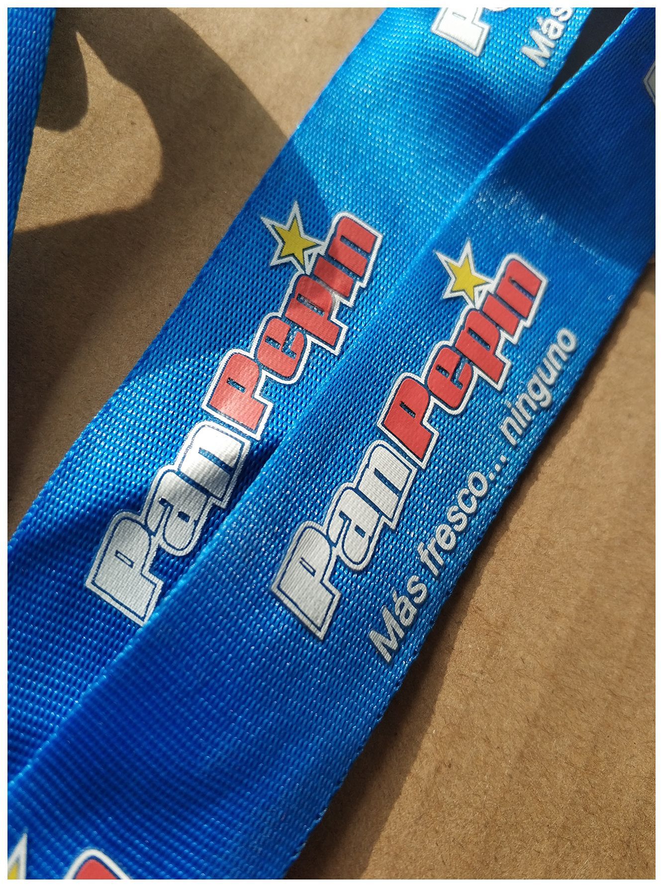 Ribbon Medal With Kettle Hanging Accessories Finished Peripheral Accessories Mountaineering Buckle Keychain Rope Webbing Digital Heat Transfer Brush Application Scenario