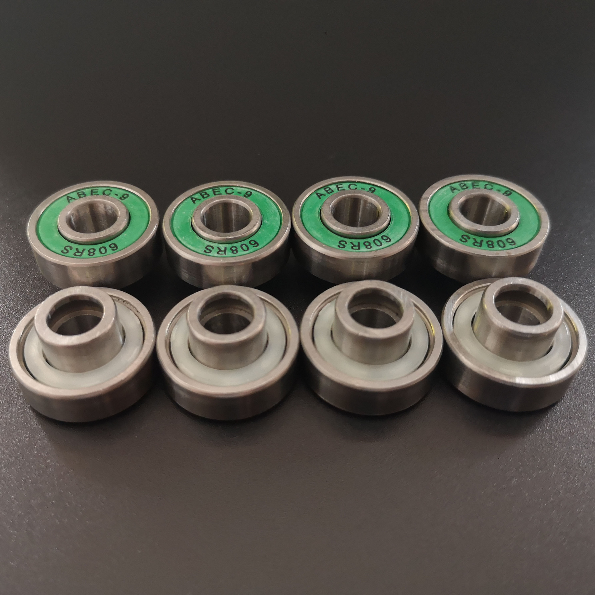Off-The-Shelf Longboard Integrated Ceramic Bearing Silicon Nitride Bearing Zero-Resistance Longboard Integrated Bearing 608 details Picture