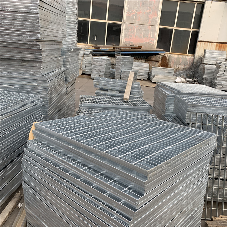 青岛厂家直销钢格板 镀锌 沟盖 踏步 格栅板 异形 重型不锈钢材质详情图2