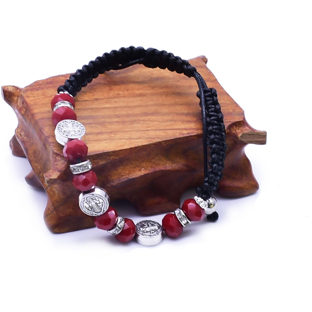 Handmade Chinese knot-tied red Saint Benedict rosary Cross bracelet Application Scenario