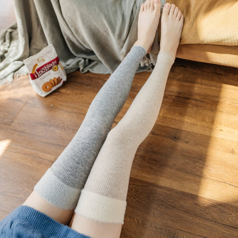 New autumn and winter women's blended rabbit and sheep plush sock with mink fleece stitching, over-the-knee knitted thigh-high socks and color-blocked socks Specification image