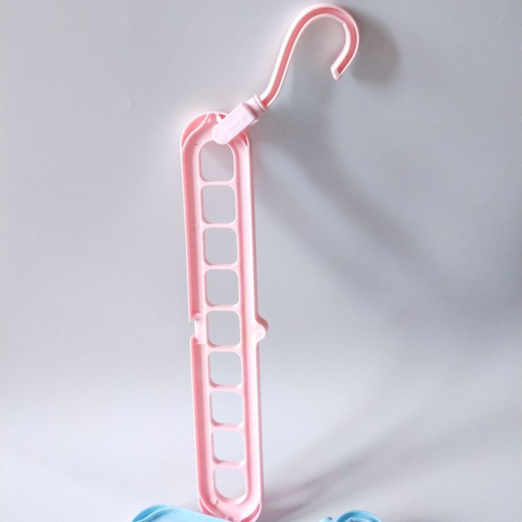 Net red nine-hole hanger plastic color nine-hole clothes hanging multi-function drying rack drying hook 1 yuan 2 yuan details Picture