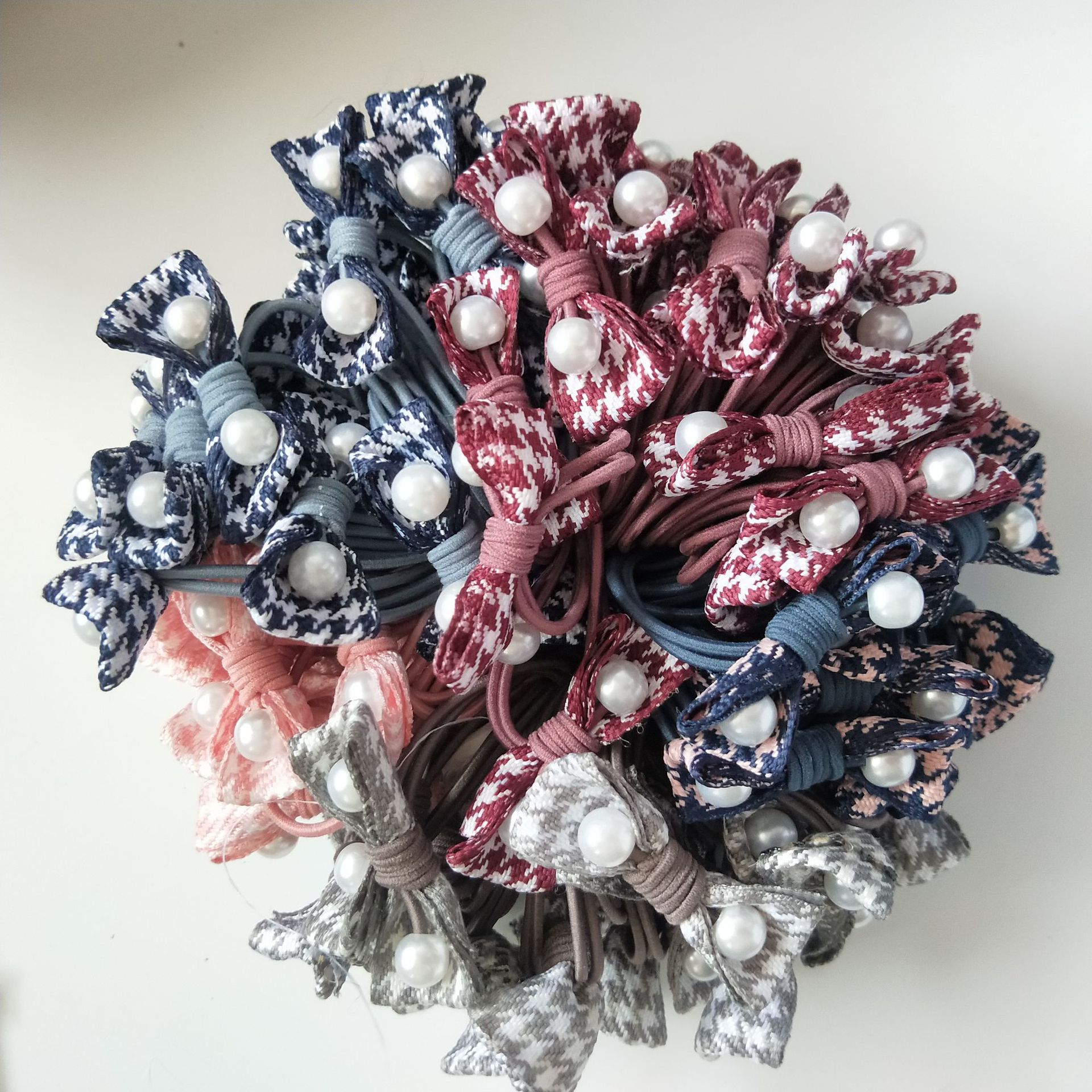 Thousand Bird checkered hair tie No. 99 1 yuan store hair tie bow hair tie popular accessories wholesale fabric bow hair tie 1 yuan per piece wholesale Application Scenario