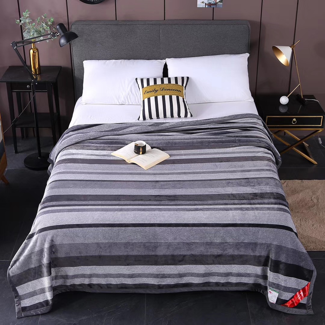 Spot Yarn-Dyed Thickened Flannel Blanket Autumn/Winter Striped Air Conditioning Blanket Soft Velvet Blanket Nap Blanket Wholesale