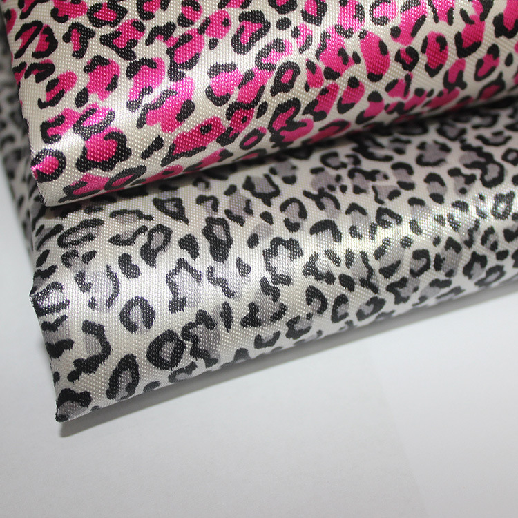 色丁印花小豹纹印花发泡印花面料发泡涂层  pvc