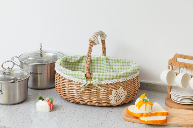 Rattan Wicker Storage Basket Vegetable Basket Egg Basket Carrying Gifts Picnic Basket Fruit Basket Small Woven Bamboo Basket Flower Basket Application Scenario