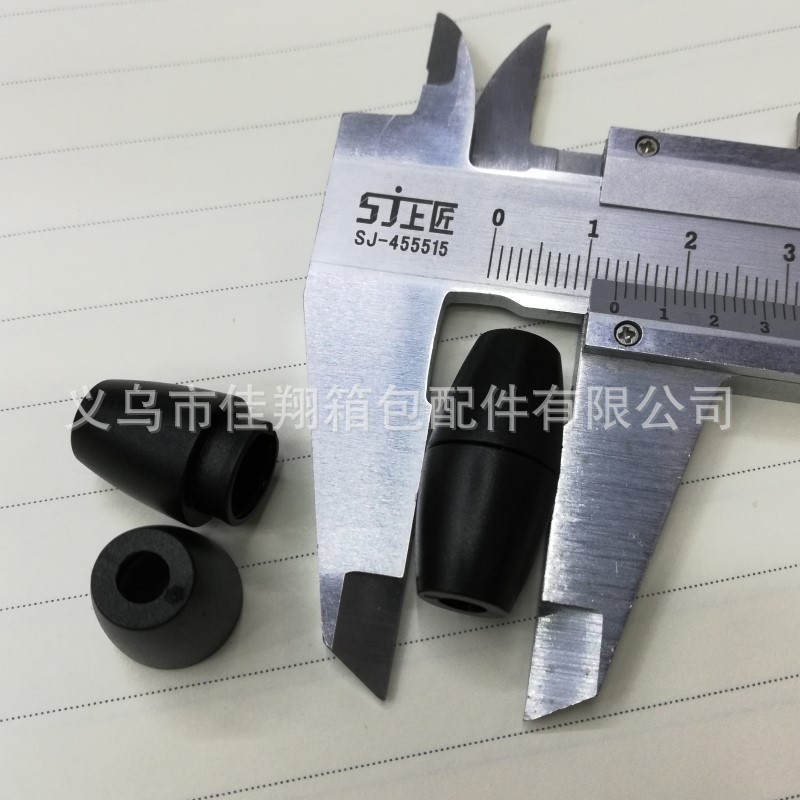 厂家直销服装白底实物图