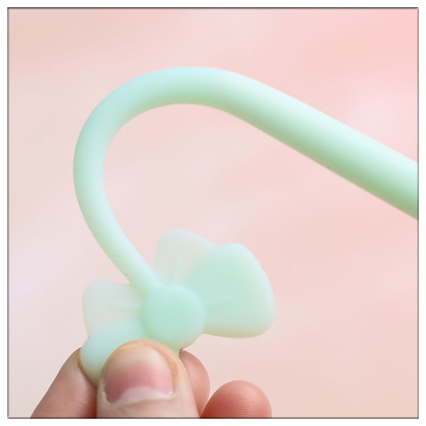 中性笔/中性笔文具/爱好按动中性笔/晨光中性笔/批发笔学生白底实物图