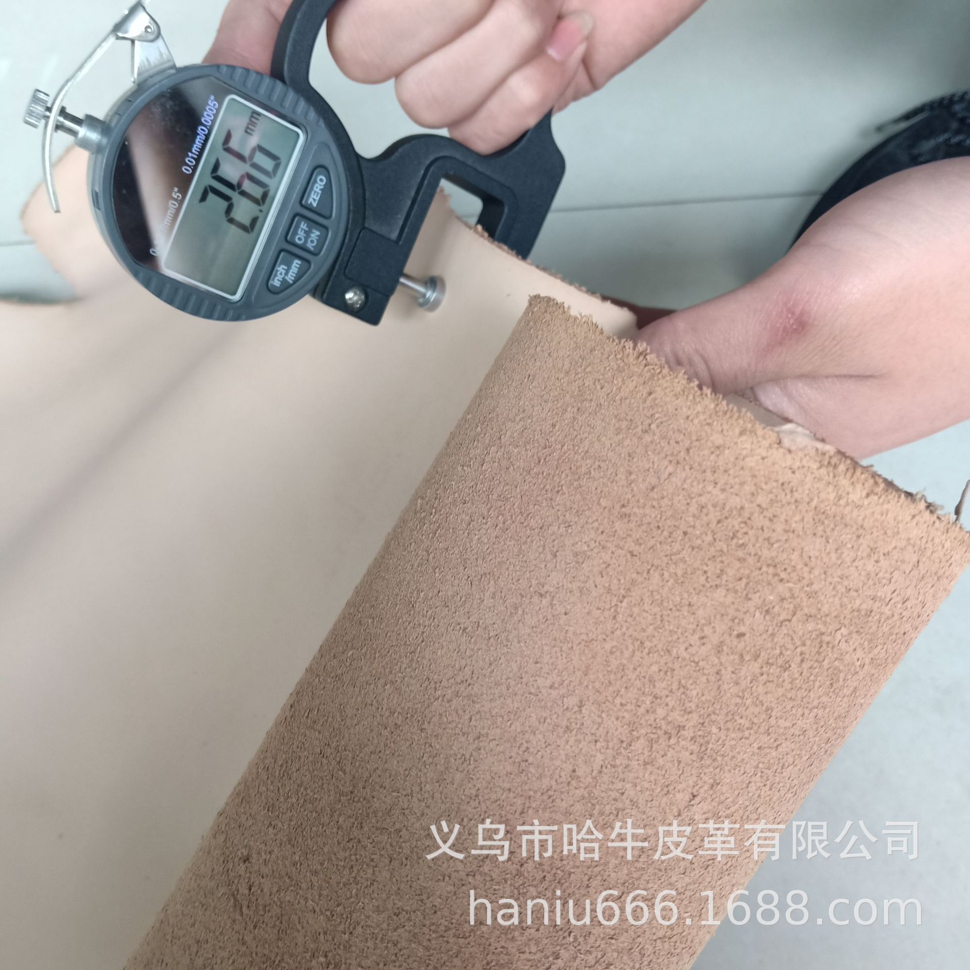 Yiwu Hanu leather firm 2 - layer tree paste skin color spot Application Scenario