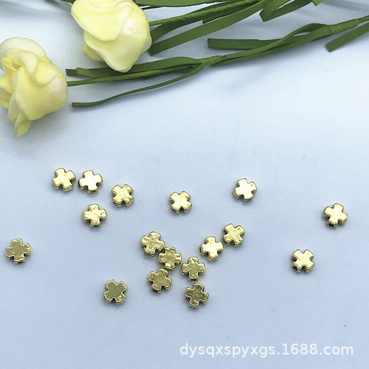 DIY jewelry accessories, bracelets, necklaces, alloy smooth surface, perforated small crosses Specification image