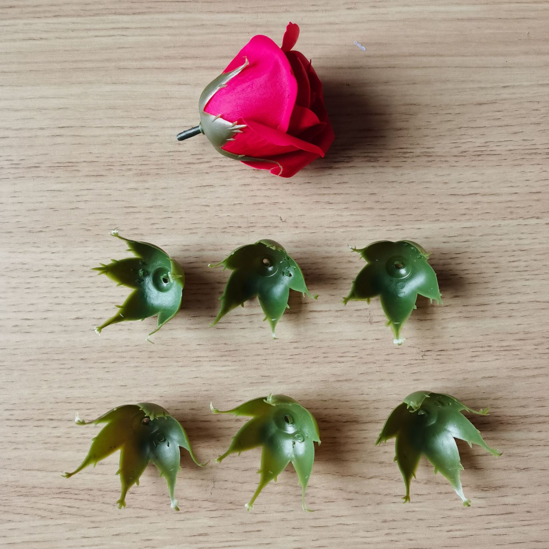 diy rose soap flower head accessories, rose soap flower trays, flower core materials, bouquet accessories, flower shop wedding supplies