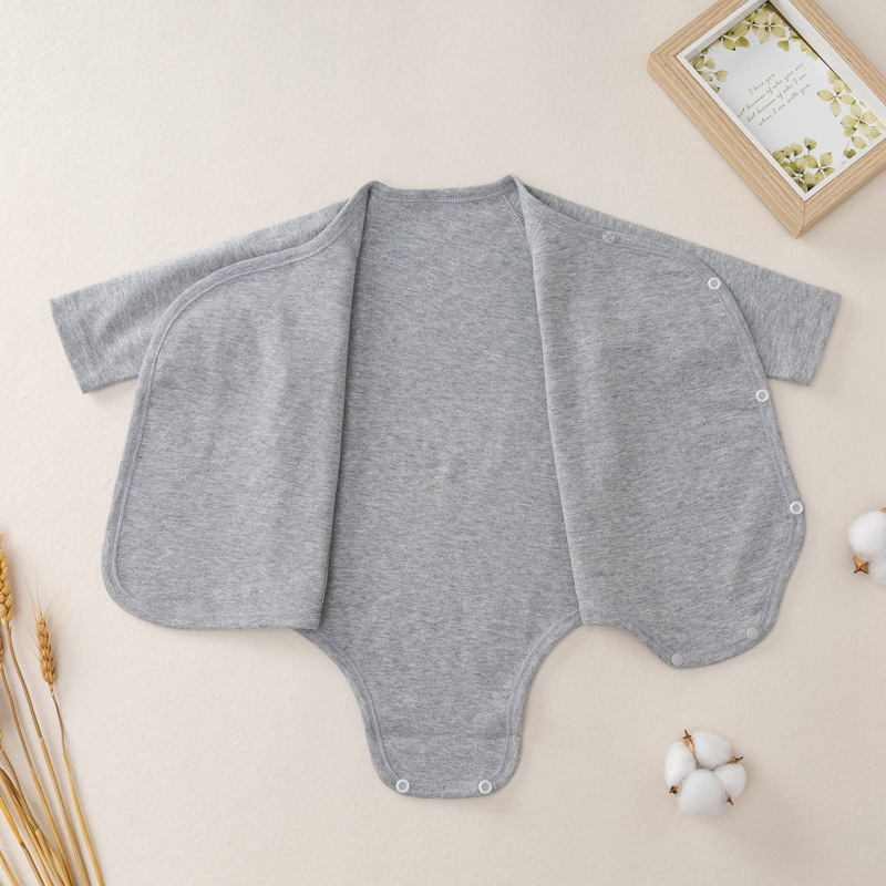 Newborn clothes 2020 Spring and Autumn New style Baby long-sleeved boneless triangular one-piece hatching clothes, pure cotton baby undergarment details Picture
