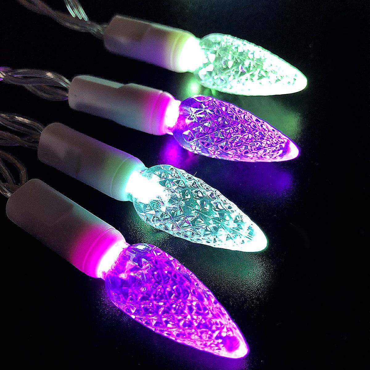 Cross-border new 16-color remote control LED strawberry light, RGB seven-color USB light string, festival wedding decoration, C6 color light details Picture