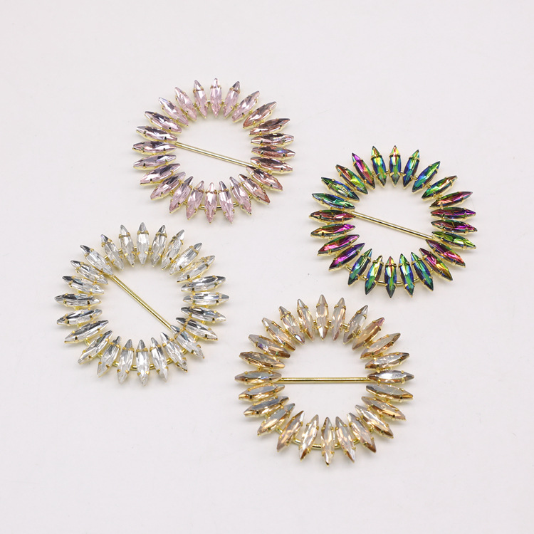 The manufacturer's new metal double round diamond-encrusted shoe flower waist buckle, hardware water diamond round bag decorative buckle, high-end round shoe buckle