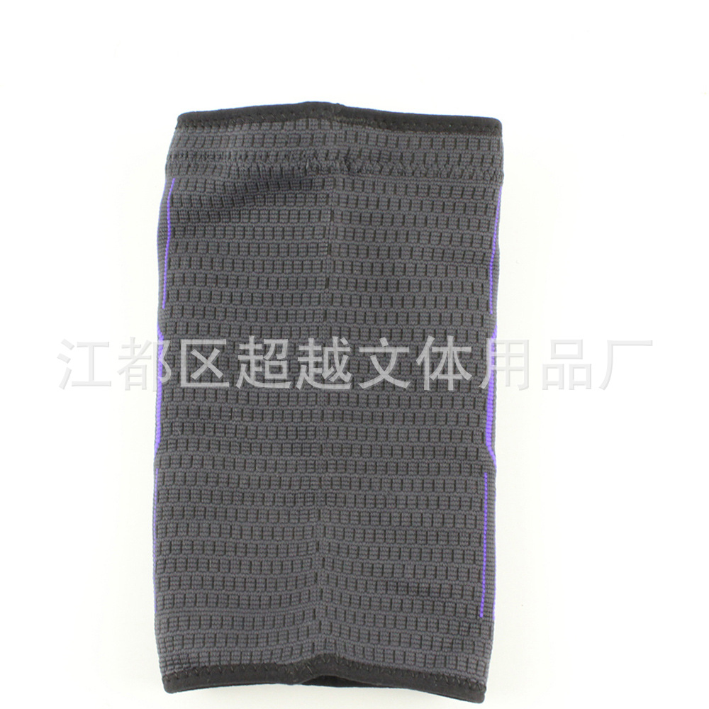 运动护膝实物图