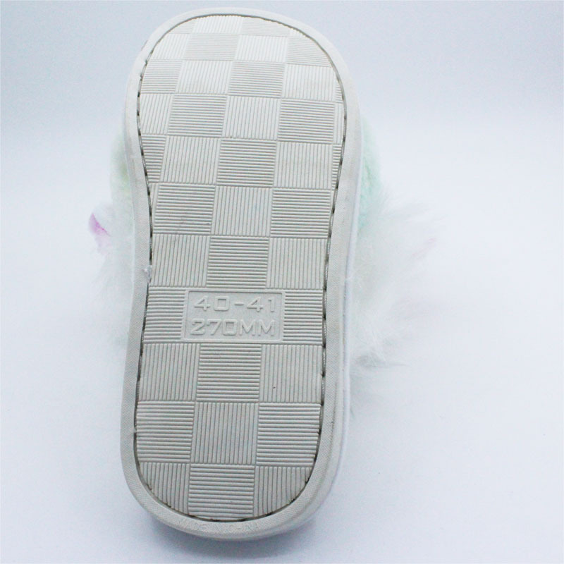 Unicorn TPR indoor and outdoor long hair thickened warm cartoon animal cotton slippers Application Scenario