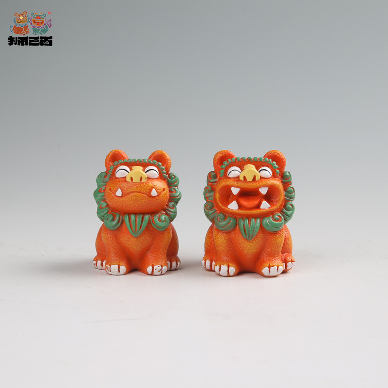 【小号】狮三白底实物图